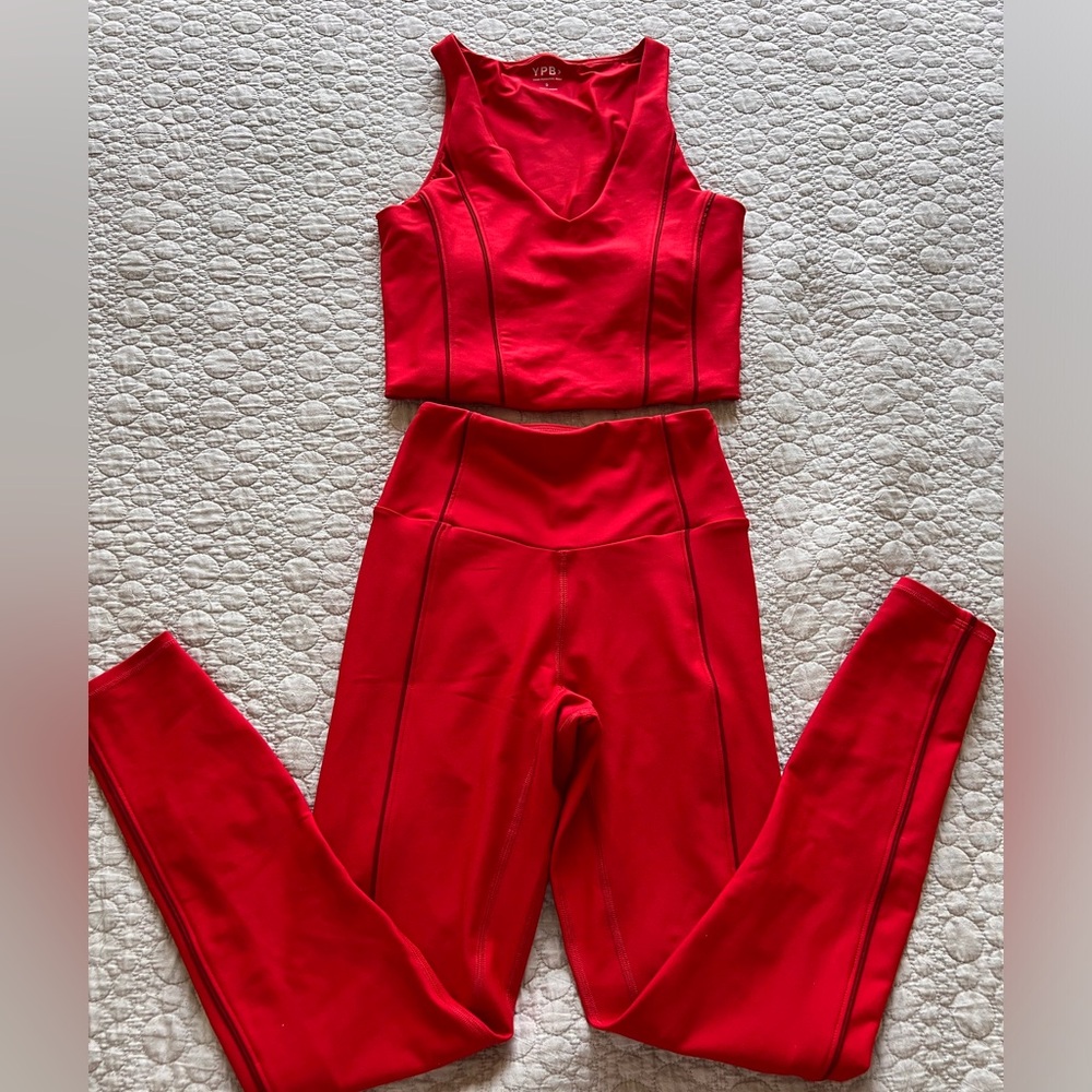 YPB Curve Love Red workout set